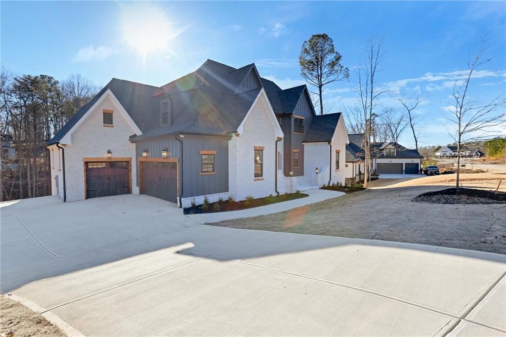 6113 Deepwater Cove