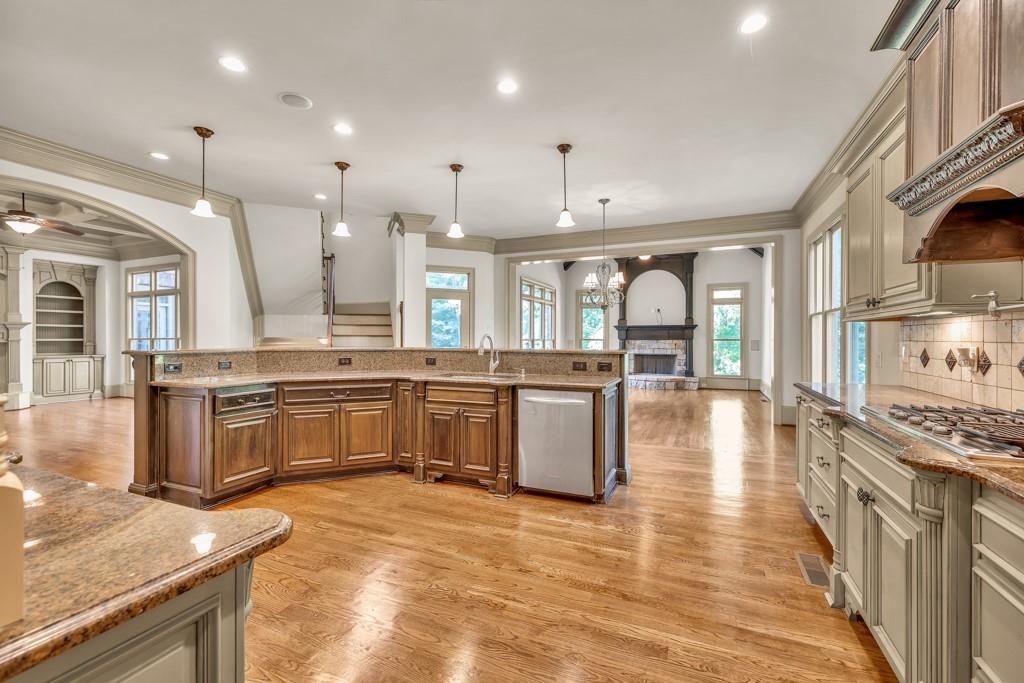 9145 Greenway Court, Gainesville, Georgia image 14