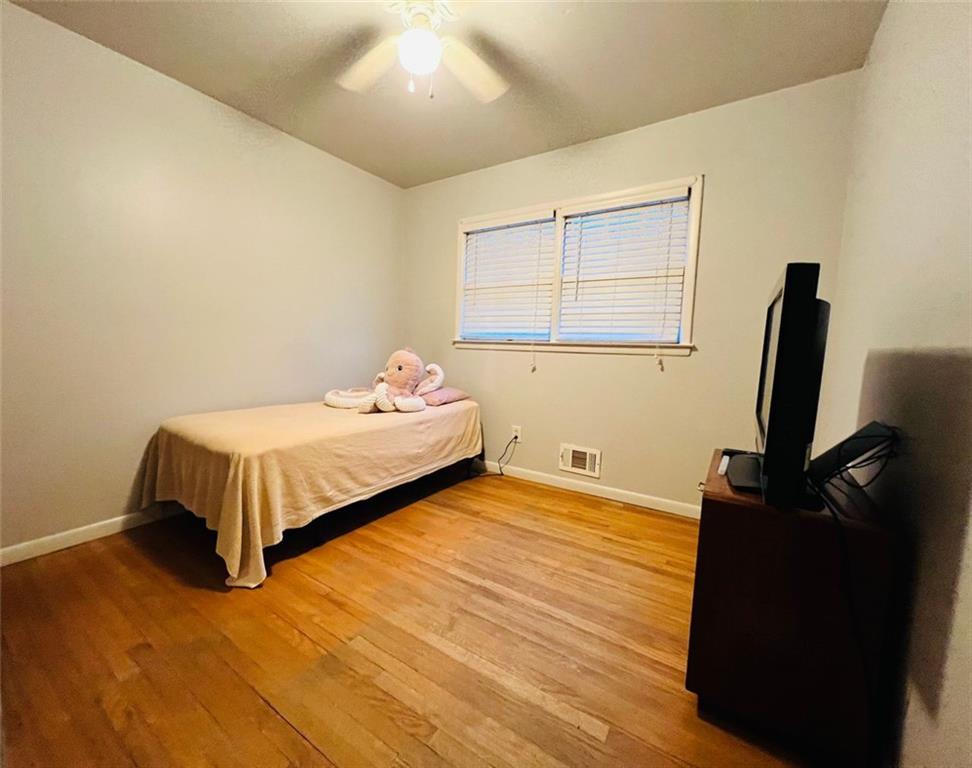 2229 CLIFTON SPRINGS Manor