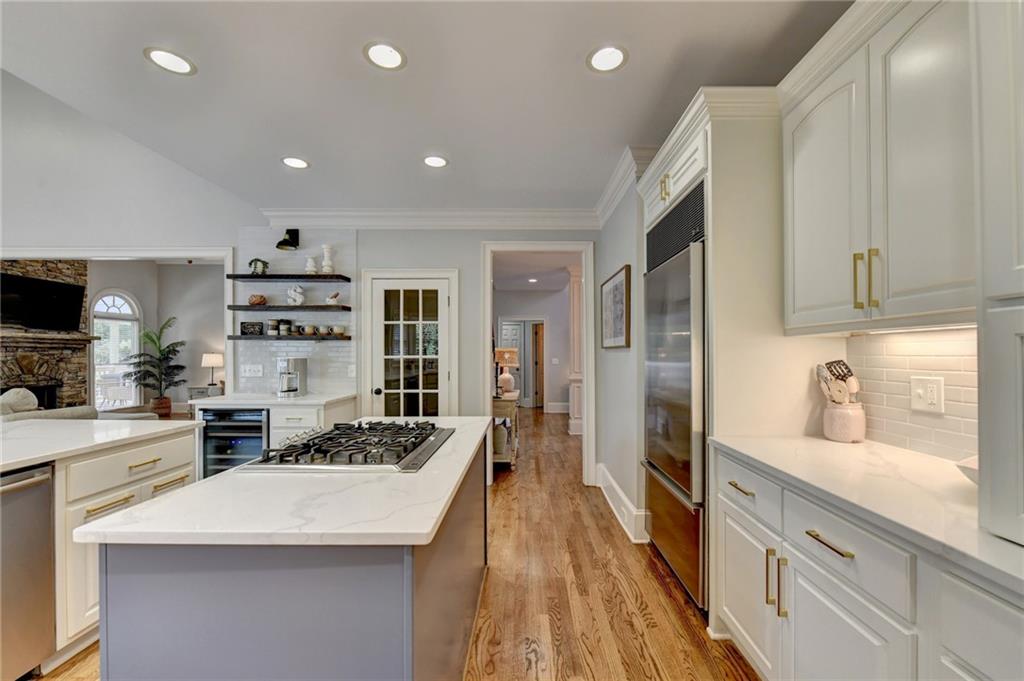 7050 Redcliff Court, Suwanee, Georgia image 21
