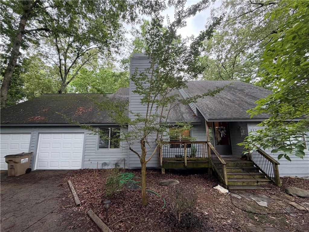 Photo 1 of 30 — 114 Lakeview Circle, Waleska, GA 30183