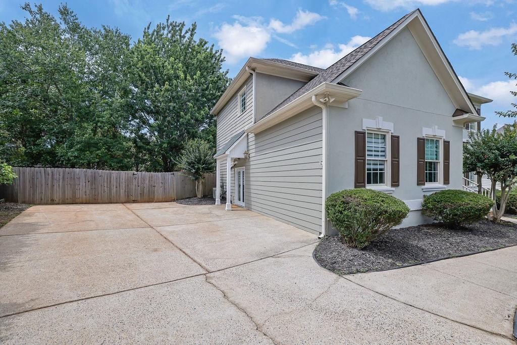 1745 Stoney Brook Way