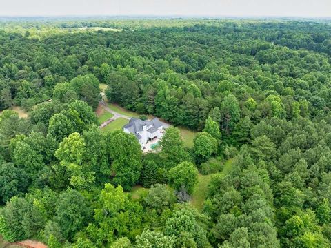 A home in Pendergrass