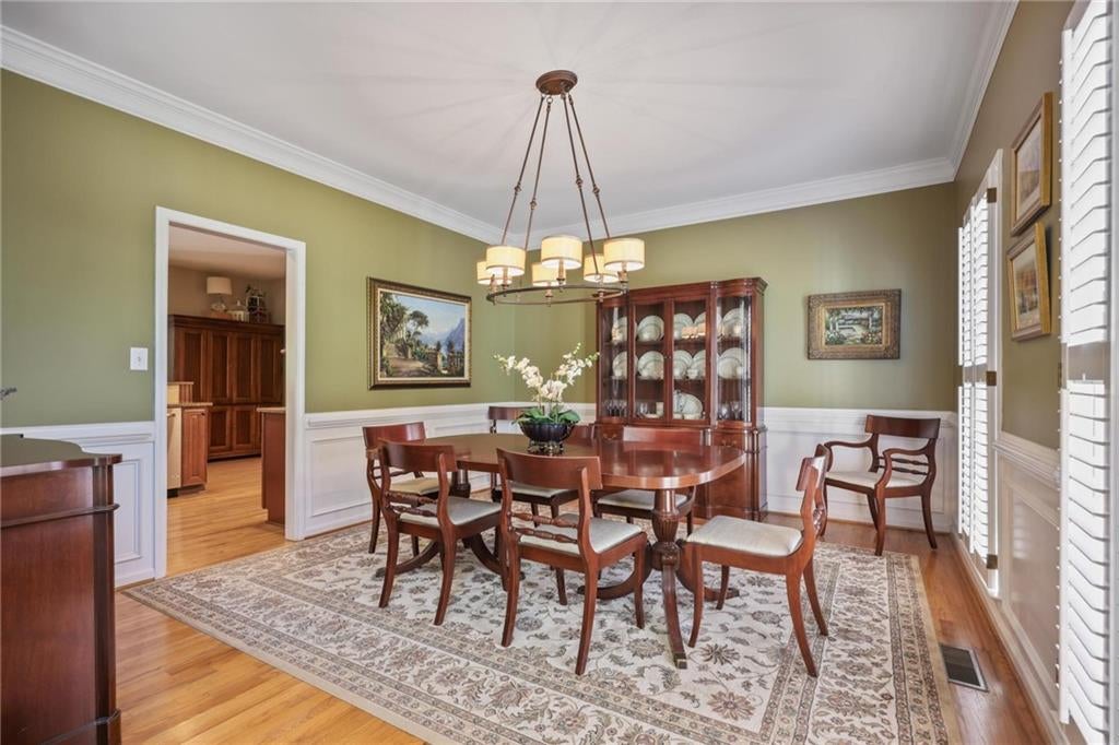 456 Chatfield Pointe NW