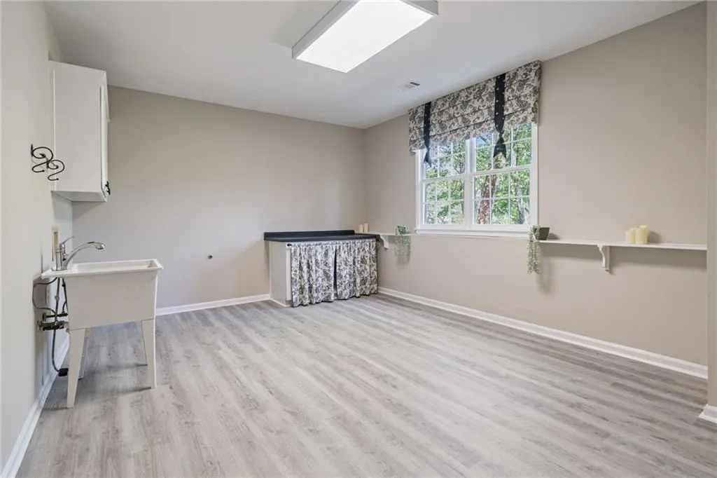 Duluth, Georgia 30097, United States, 4 Bedrooms Bedrooms, ,4 BathroomsBathrooms,Residential,Active,113887