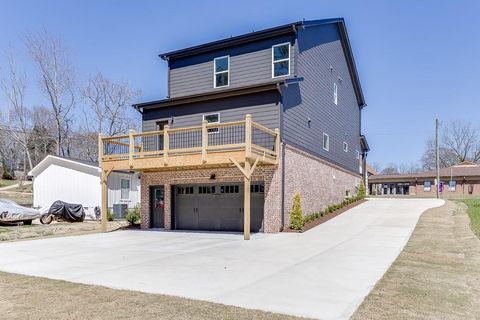 A home in Flowery Branch