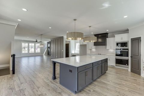 A home in Flowery Branch