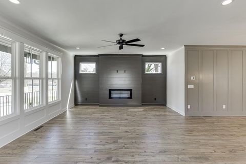 A home in Flowery Branch