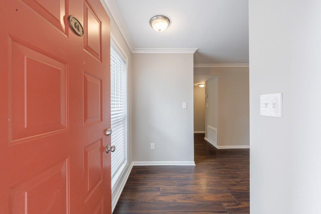 8740 Roswell Road 6A