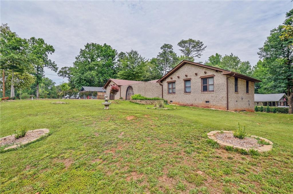 4296 Linda Lane SW