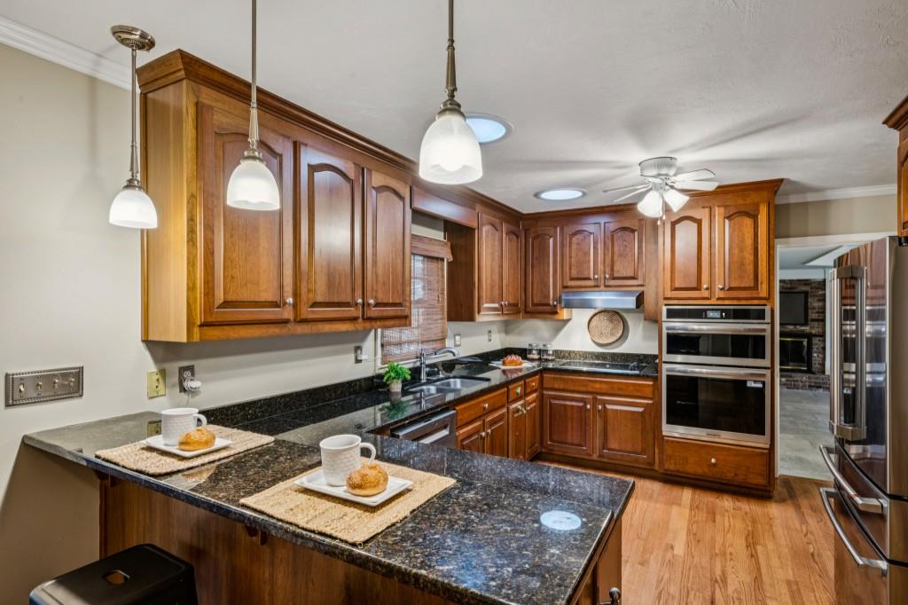 2467 Leslie Drive NE