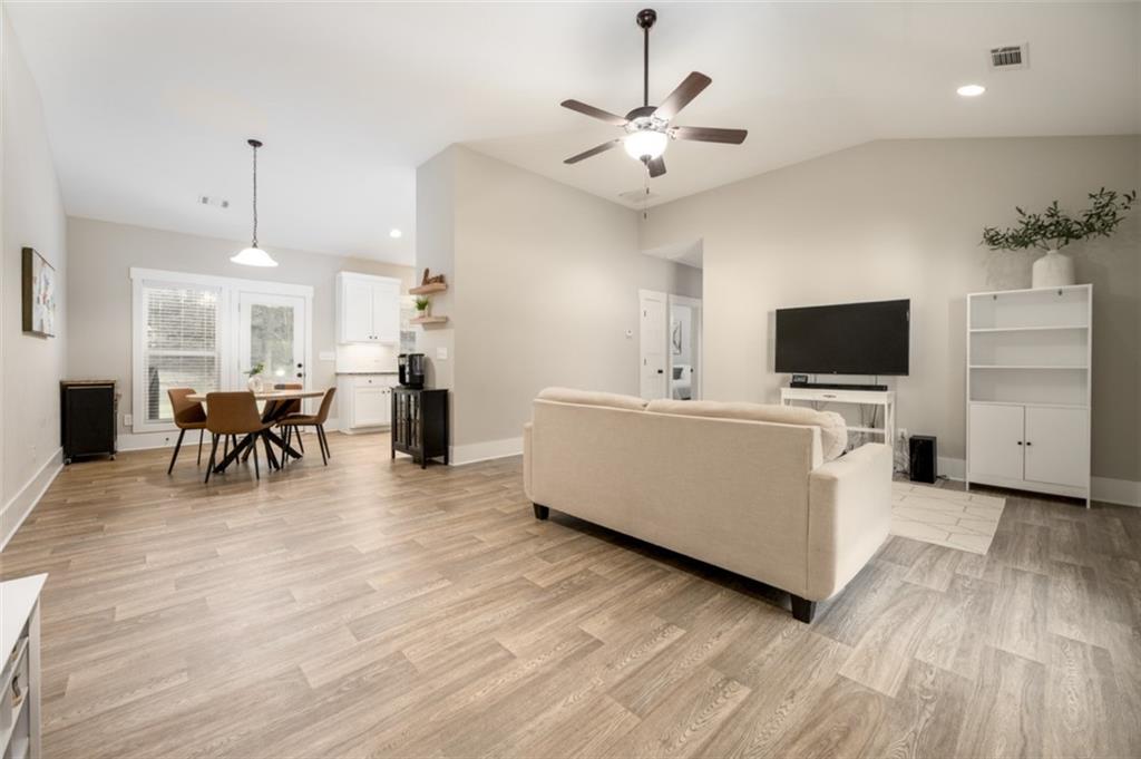 2649 Rat Kinney Road