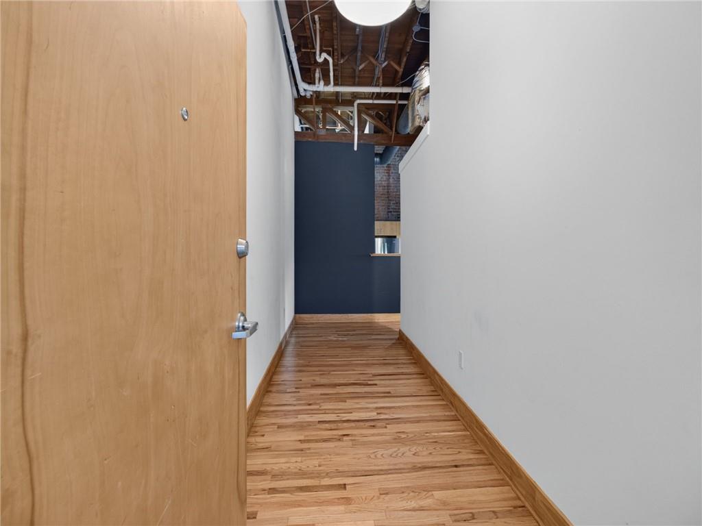 267 Peters Street SW 102