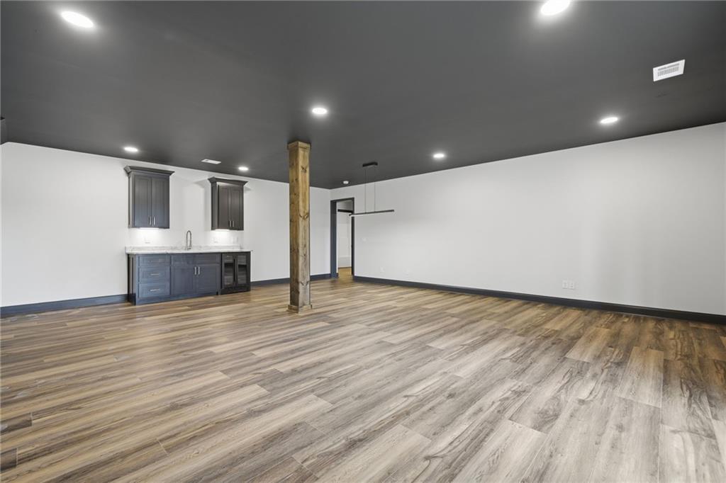 The Vineyard at Yukon - Residential