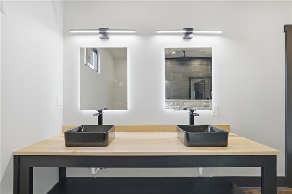 The Vineyard at Yukon - Residential