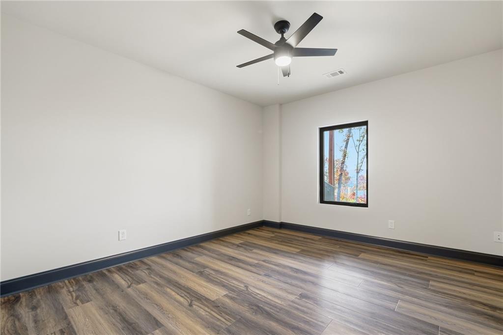 The Vineyard at Yukon - Residential