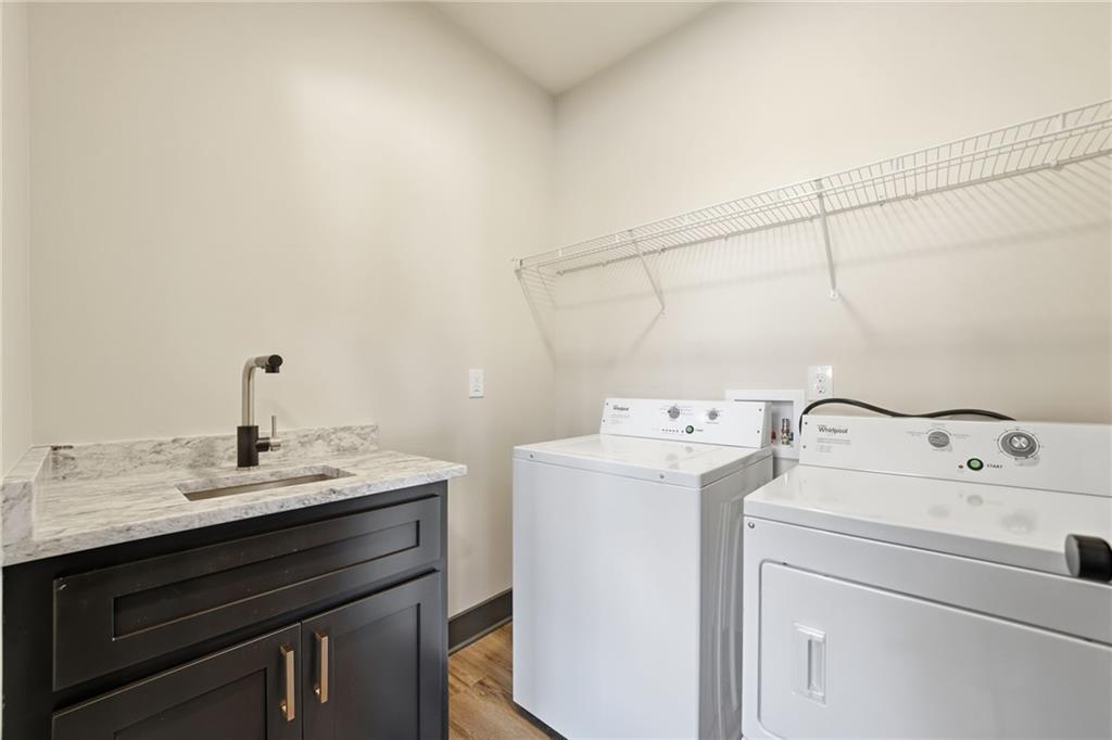 The Vineyard at Yukon - Residential