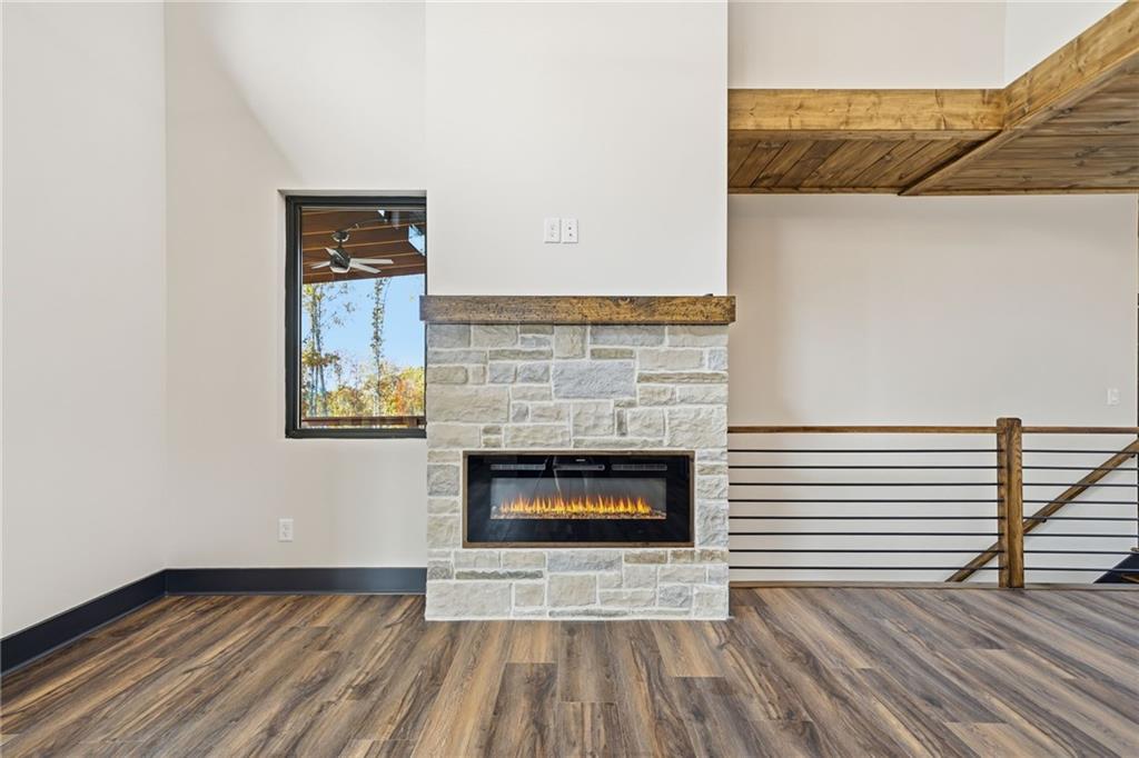 The Vineyard at Yukon - Residential