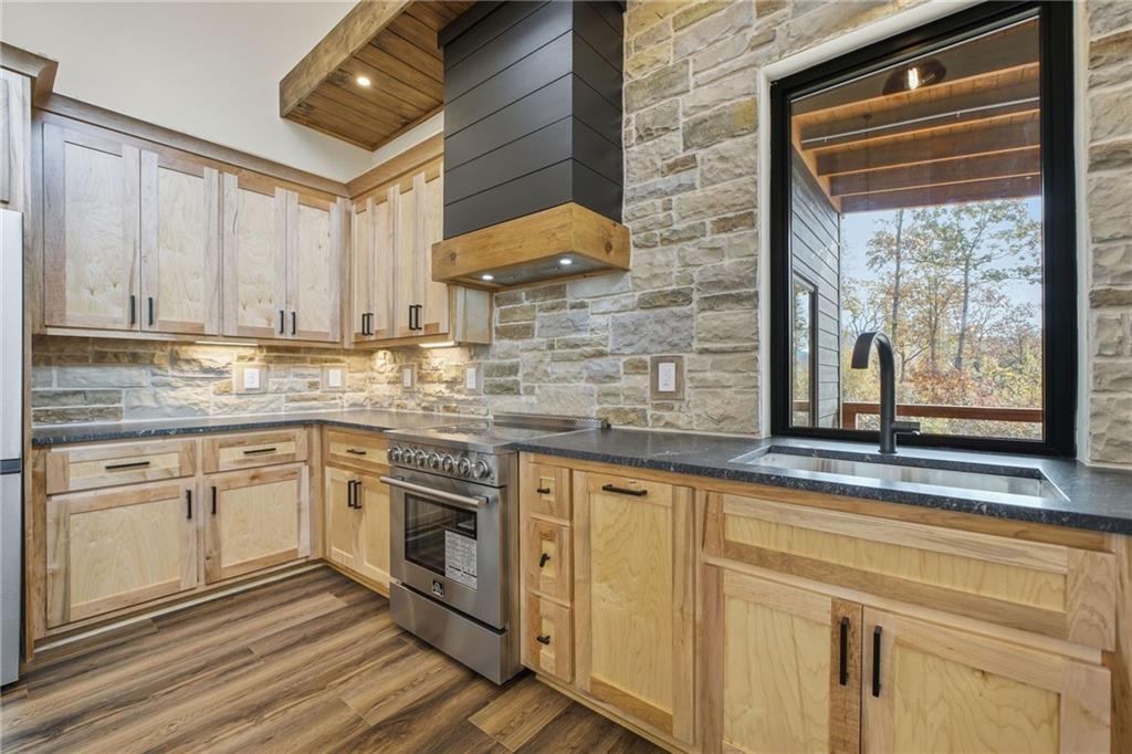 The Vineyard at Yukon - Residential