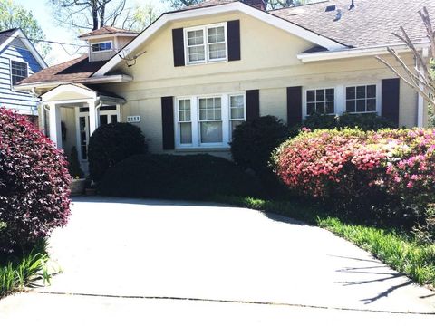 2111 Fairhaven Circle NE UPSTAI Atlanta GA 30305