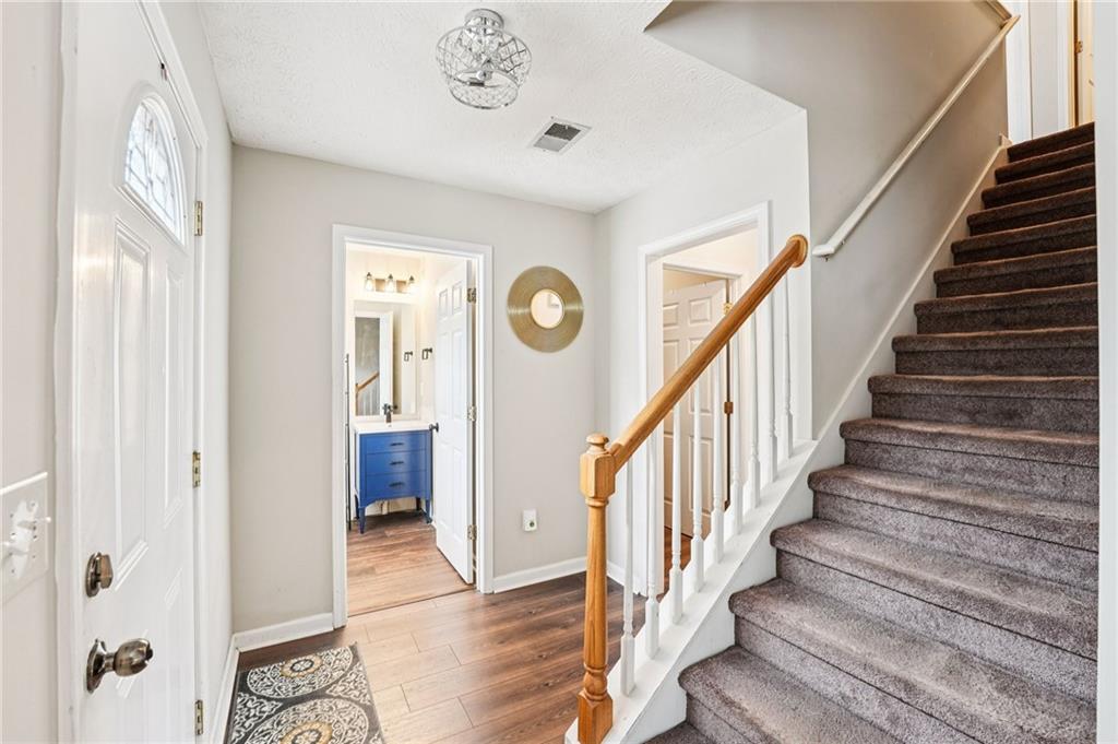 12203 Crestwood Court