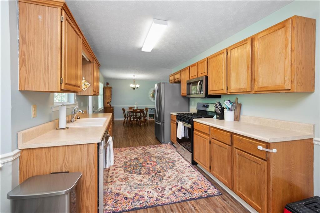 153 Creek side Drive