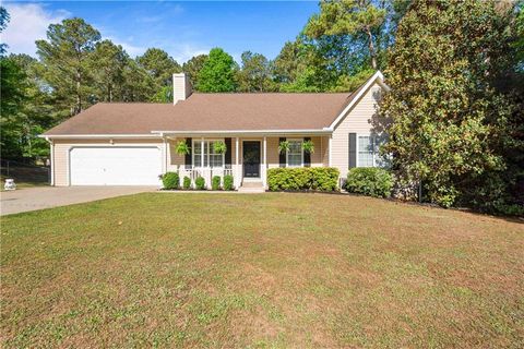 Homes For Sale - 153 Creek Side Drive<br/> Mcdonough, GA 30252