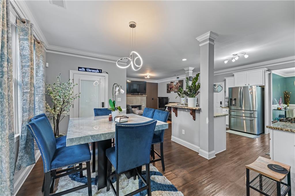 2582 COREY PARK Drive