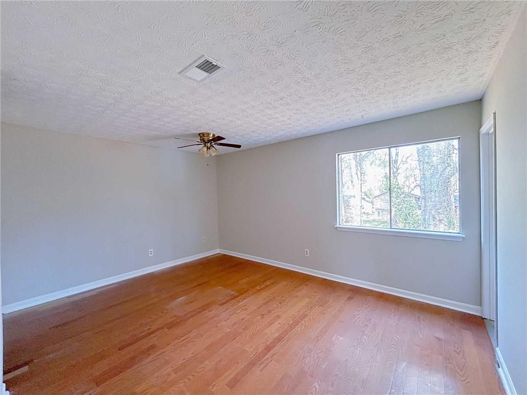 566 Aberdeen Drive, Stone Mountain, Georgia image 9