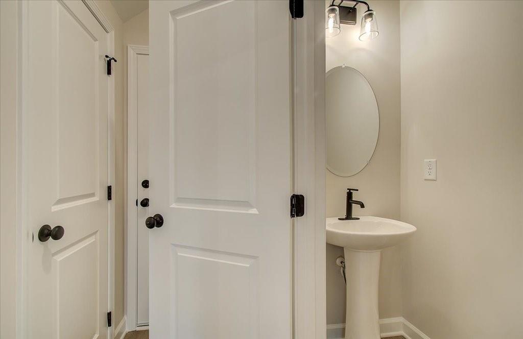 4529 Twinberry Drive, Powder Springs, Georgia image 13