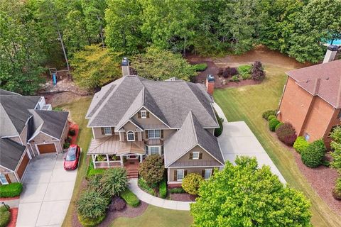 A home in Dacula