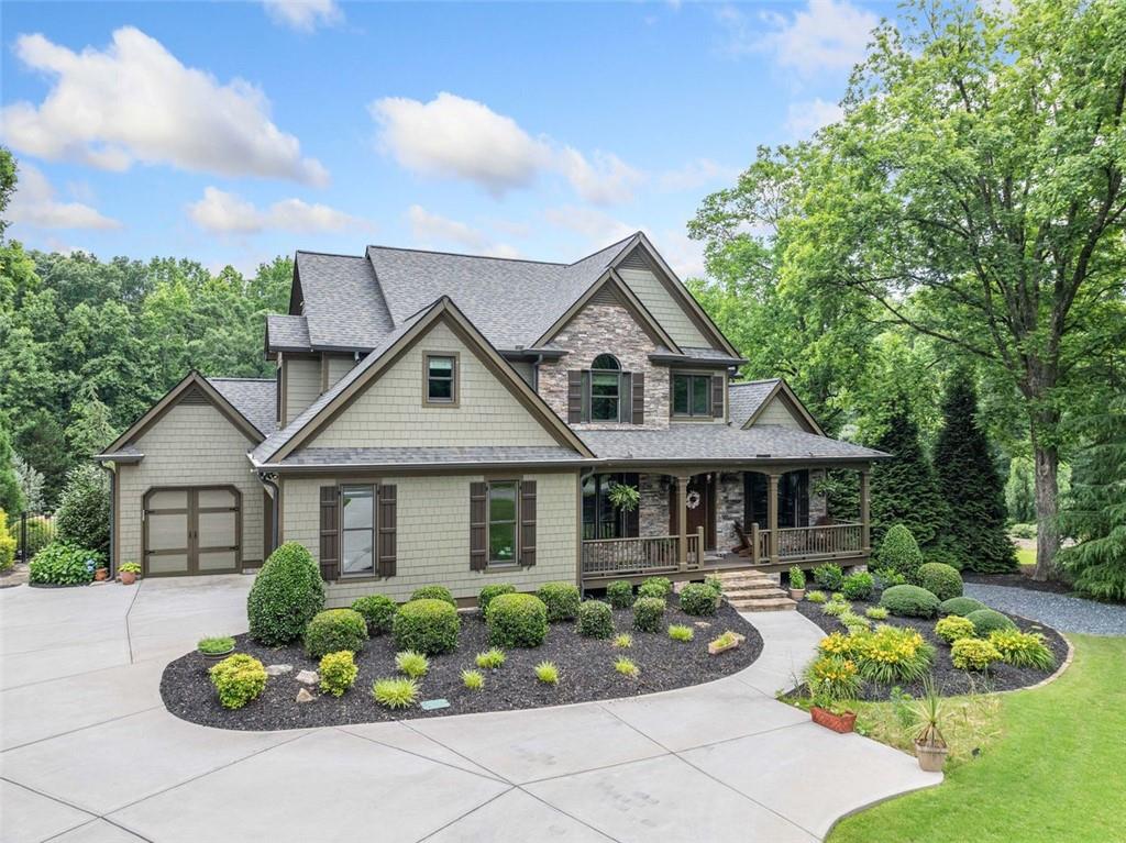 407 MAPLE RIDGE Court