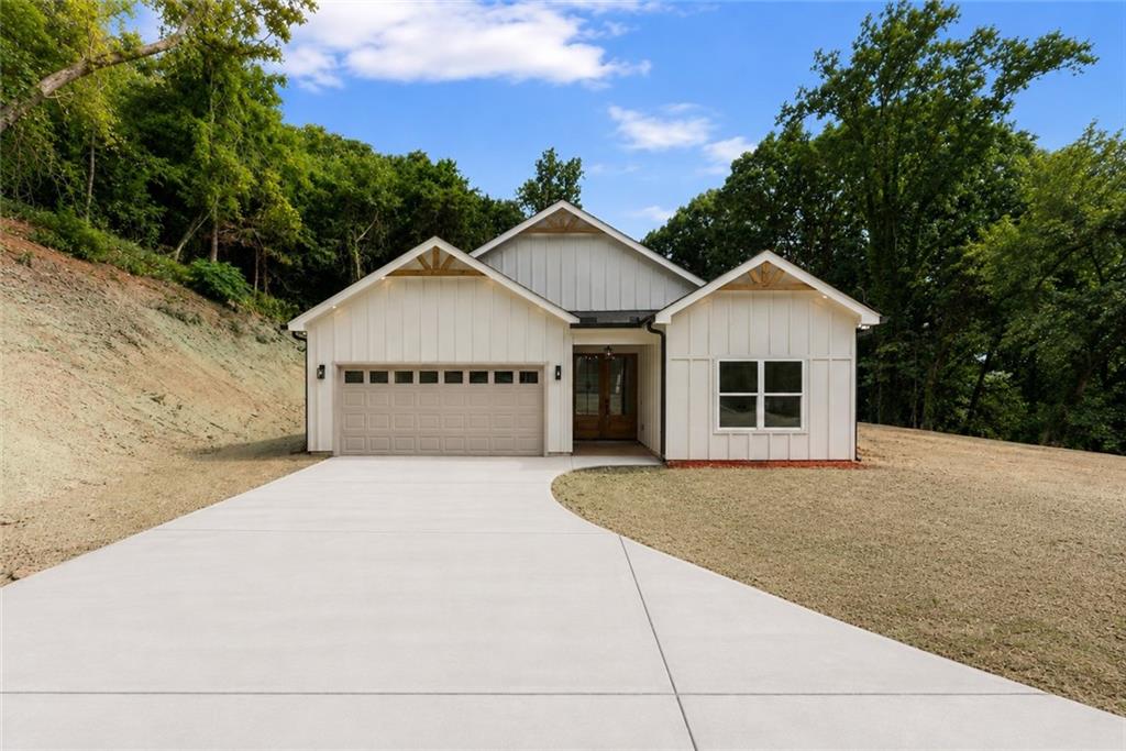 4635 Perry Rd