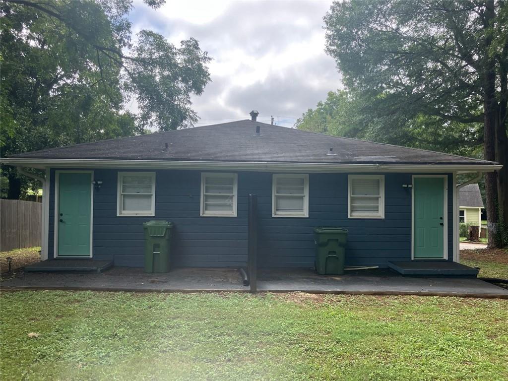 931 BLACK OAK Drive SE