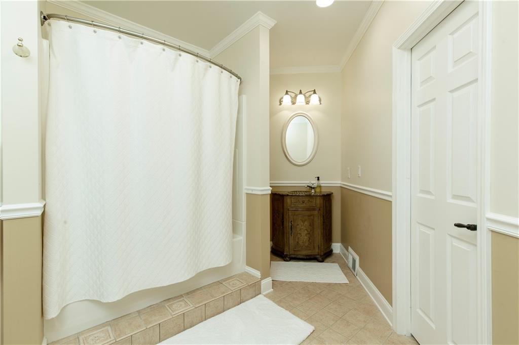 Hampton Hall - Residential