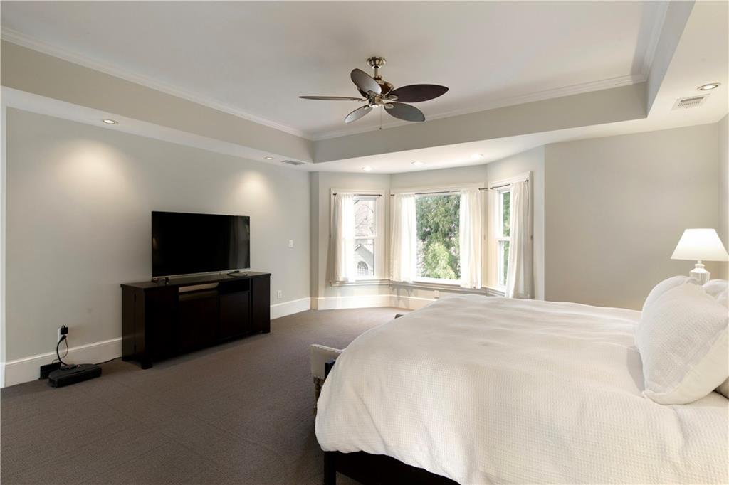 Hampton Hall - Residential