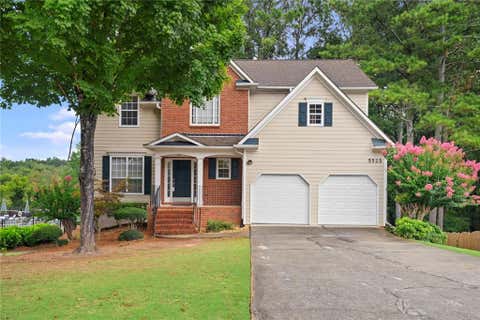 Homes For Sale - 5525 Shepherds Pond<br/> Forsyth County, Alpharetta, GA 30004