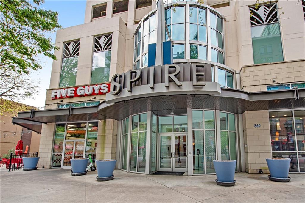 860 Peachtree Street NE 1709