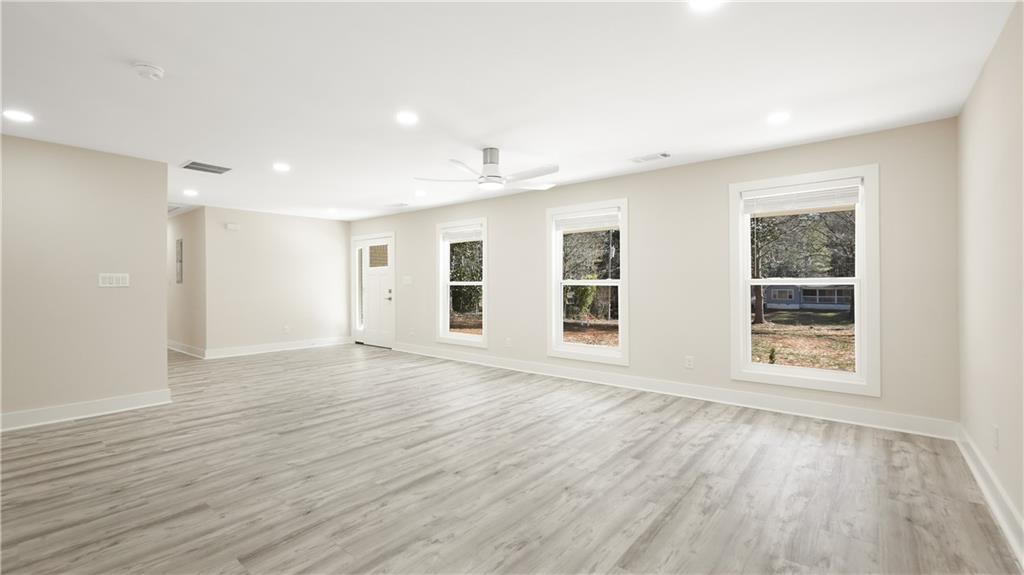 4585 Yates Road, Atlanta, Georgia image 6