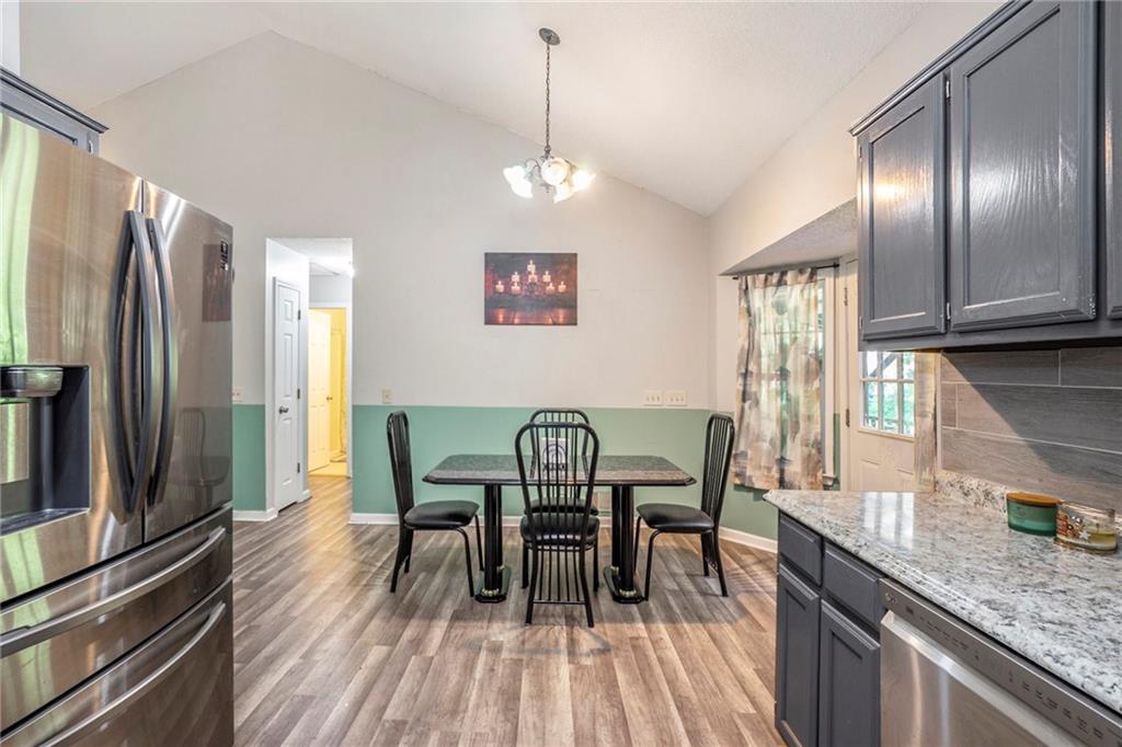 1534 Oakhill Drive