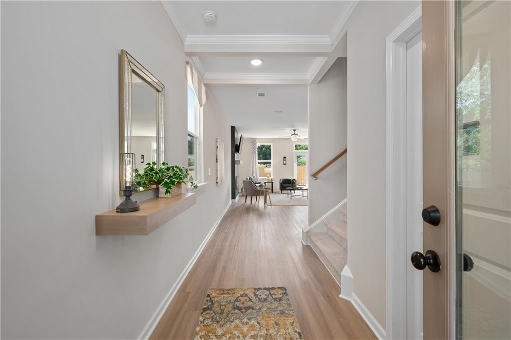 1246 Lucan Lane WC2.29