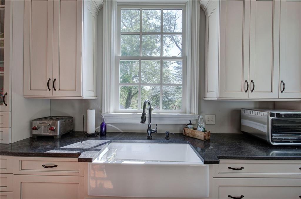 721 West Avenue, Cartersville, Georgia image 37