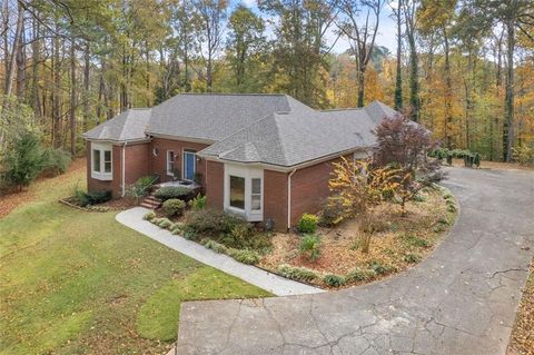 5768 LOST GROVE Drive NW Lilburn GA 30047