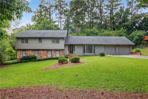 Homes For Rent - 447 Cove Drive<br/> Marietta, GA 30067