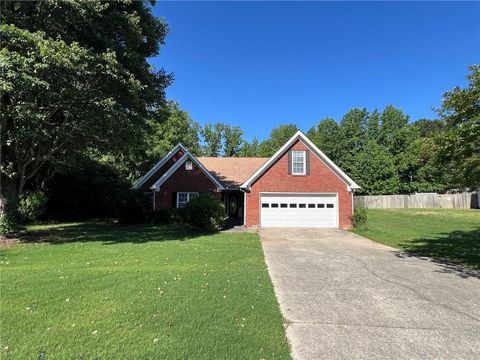 Homes For Rent - 2925 Ashbyrn Court<br/> Buford, GA 30519