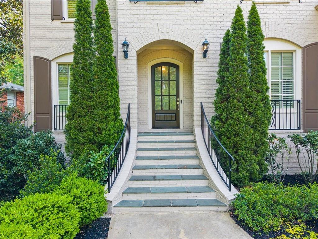 4815 Kitty Hawk Drive NE