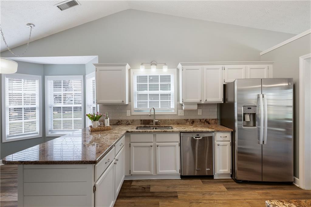 11370 Ridge Hill Drive, Alpharetta, Georgia image 7