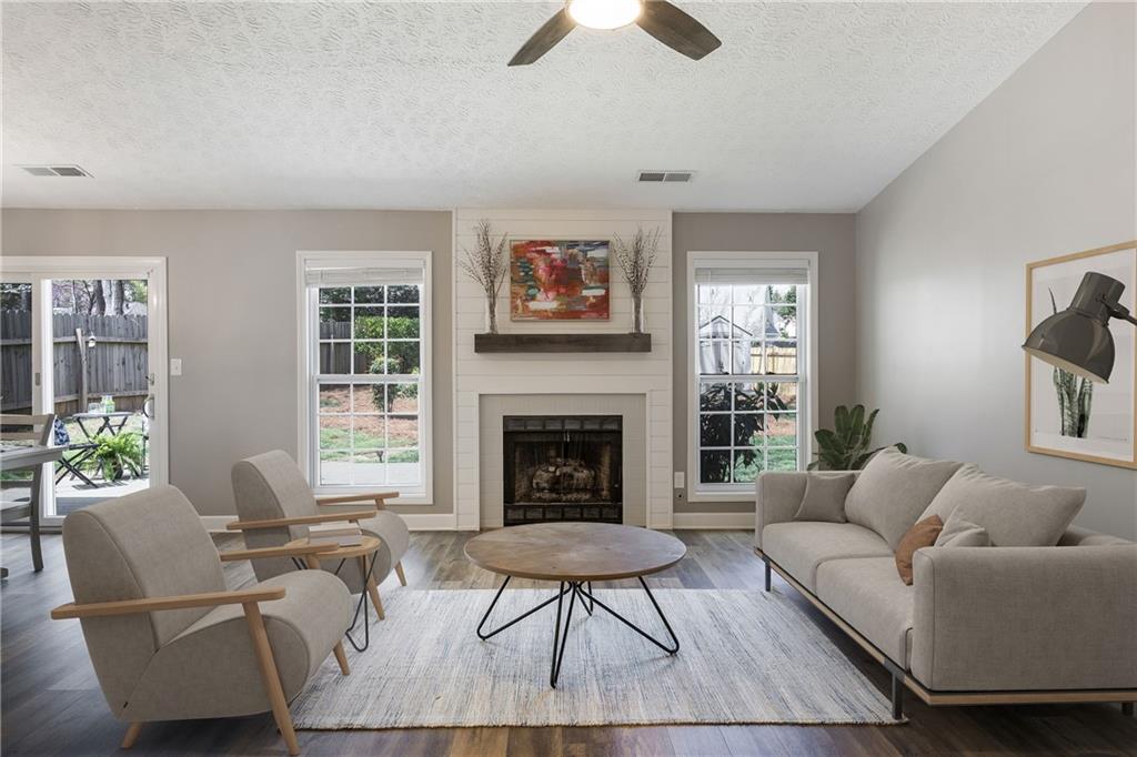 11370 Ridge Hill Drive, Alpharetta, Georgia image 4