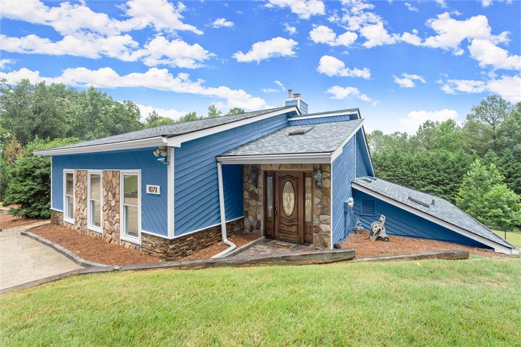 1071 Powell Wright Road