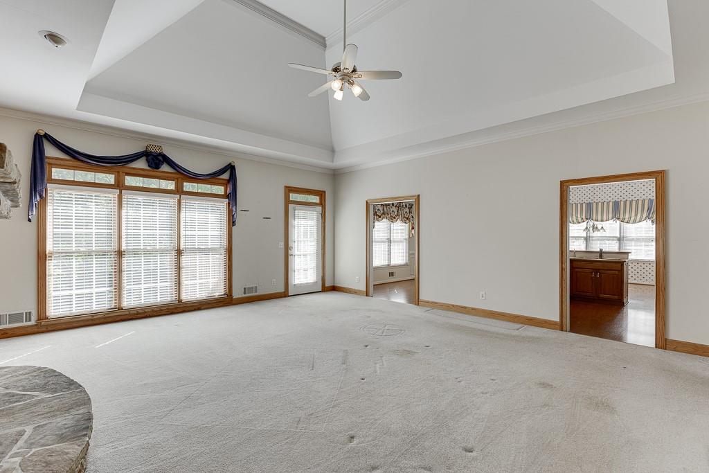 5931 Legend Court, Hoschton, Georgia image 9